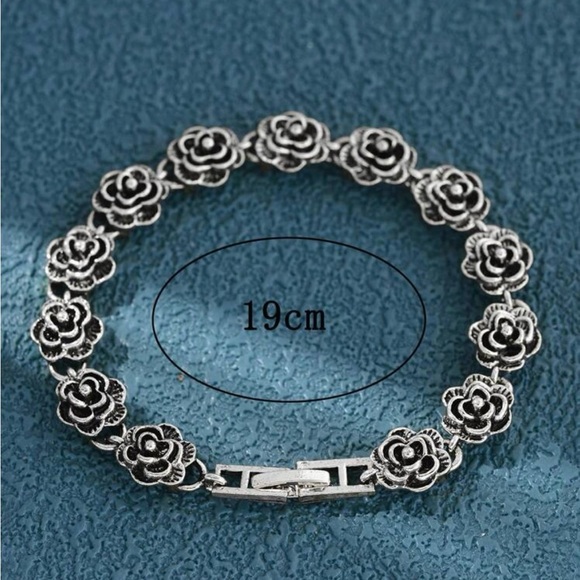 Silver Tone Floral Bracelet - Picture 3 of 5